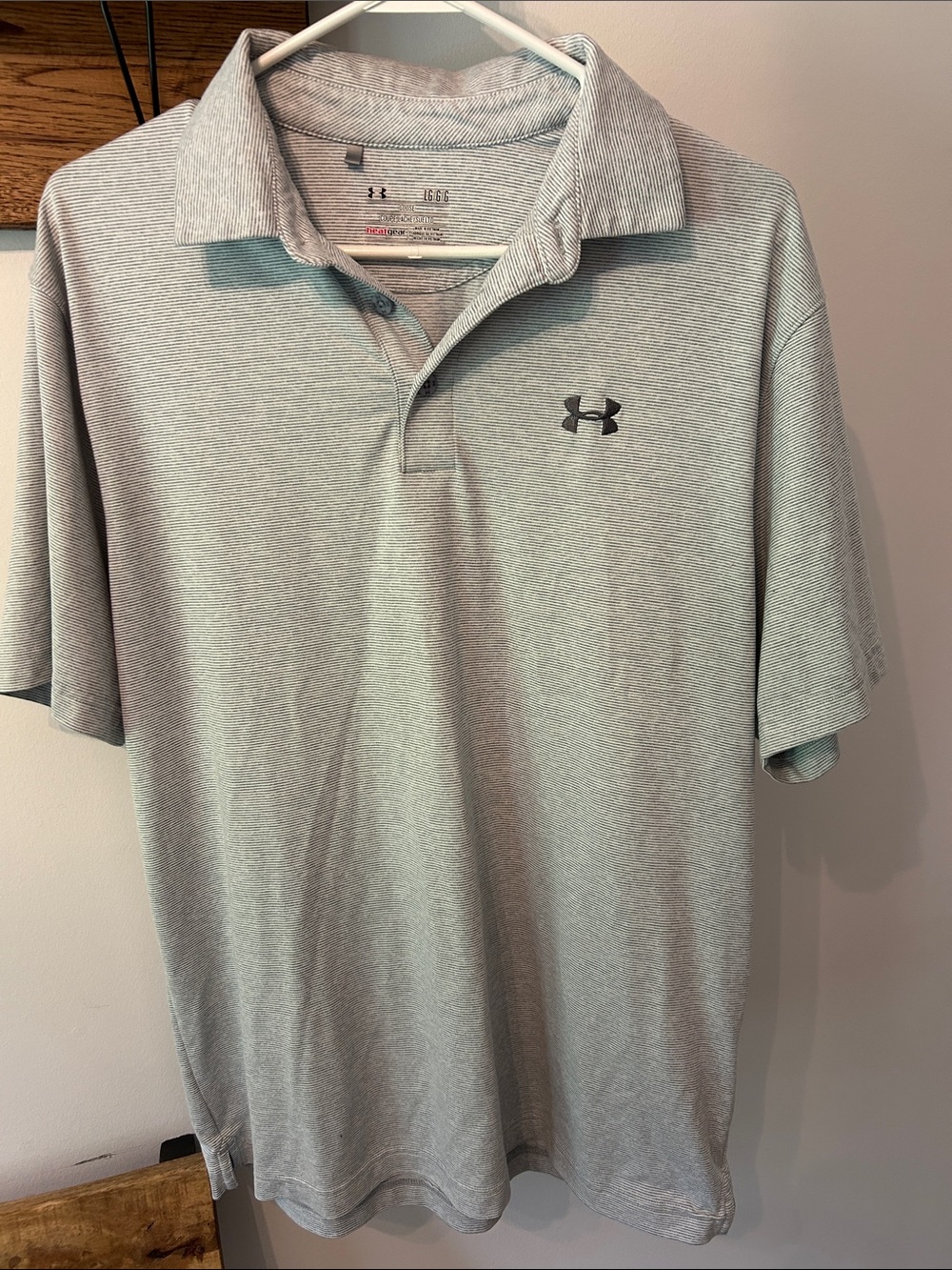 Under Armour Men's Light Gray Polo Shirt with Subtle Texture